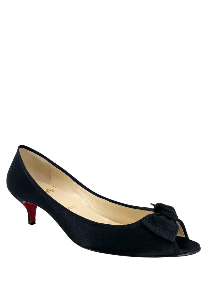 Christian louboutin bow pumps fashion