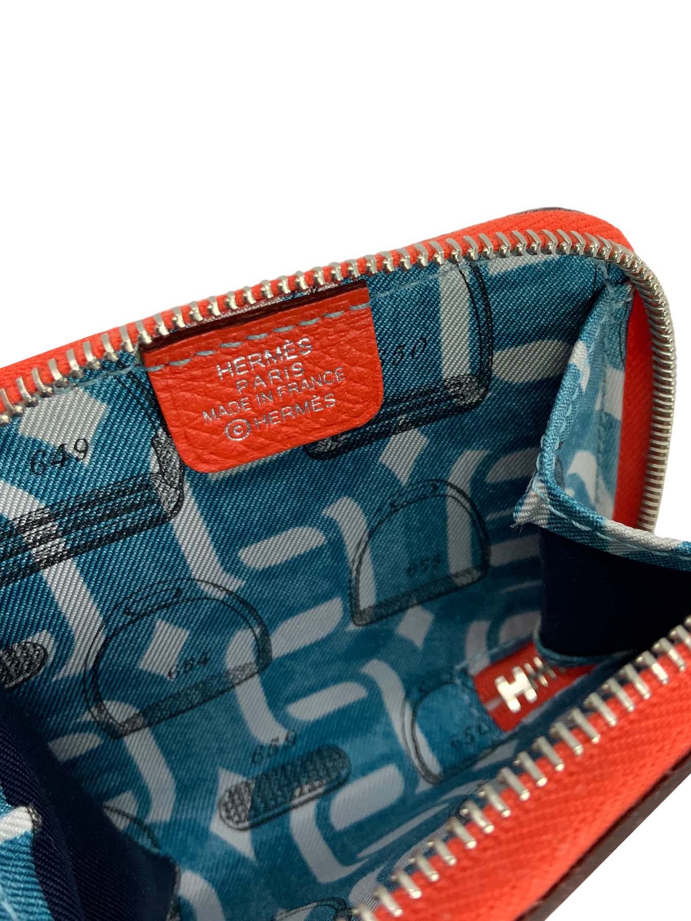 HERMES Azapp Long Silkin Epsom leather/Silk Etain □R Engraving Wallet –  BRANDSHOP-RESHINE
