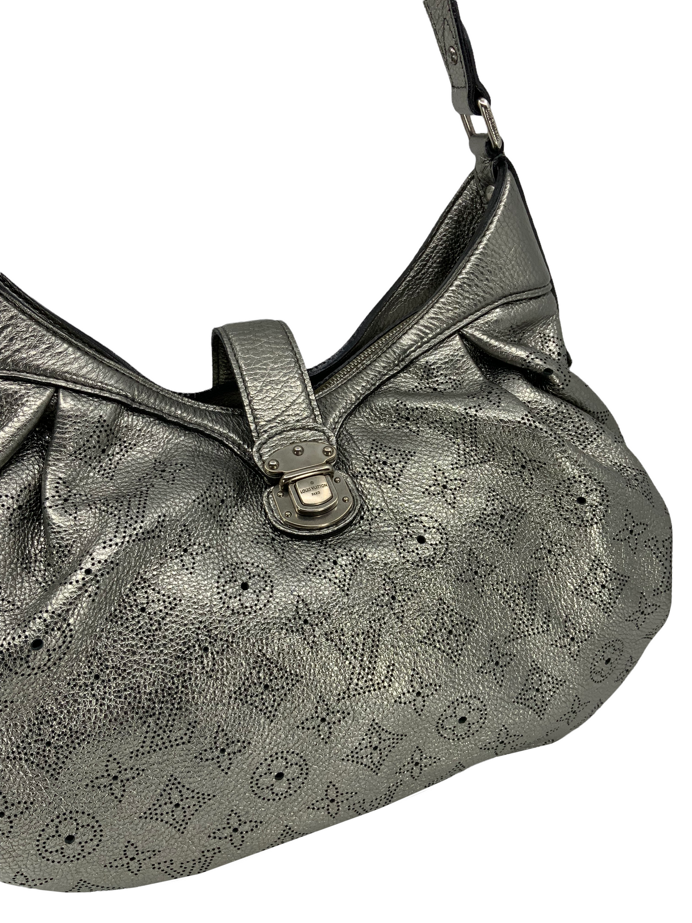 Louis Vuitton Argent Mahina XS Shoulder Bag