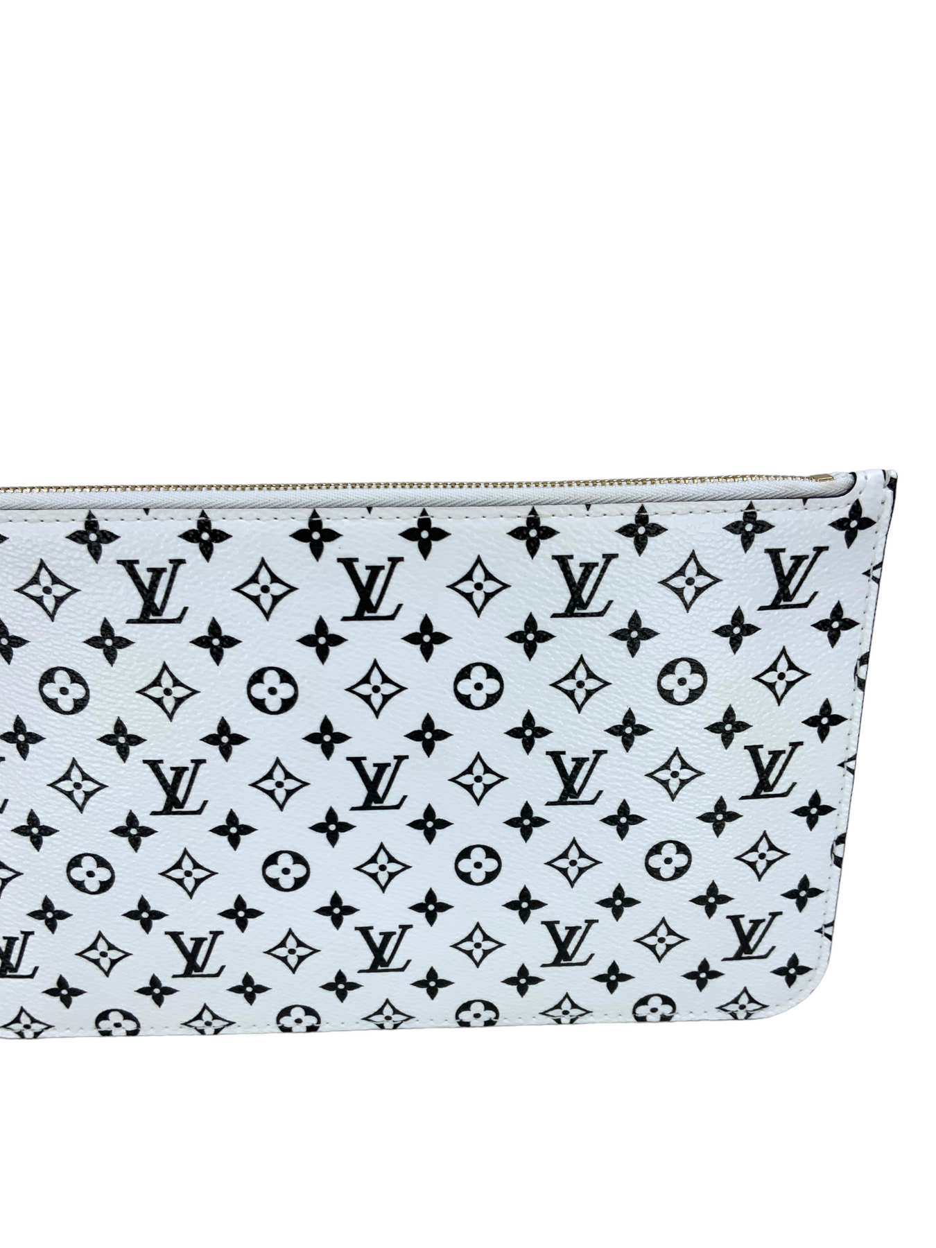 Louis Vuitton Toiletry Pouch Limited Edition Crafty Monogram Giant